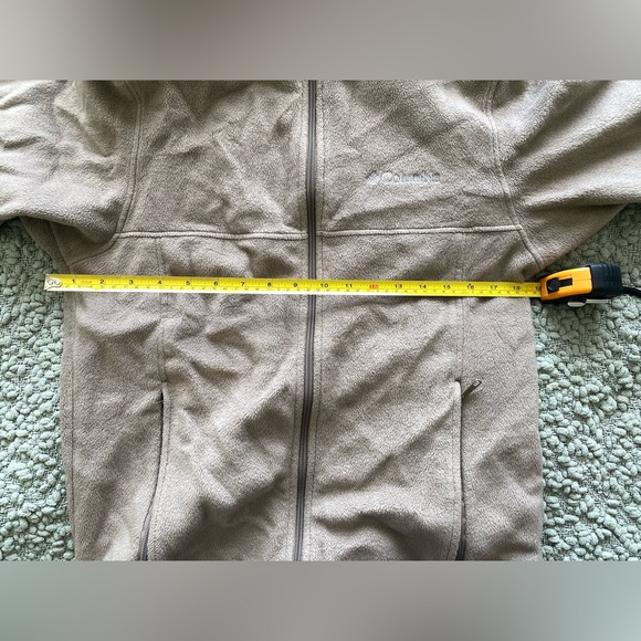 Columbia Women’s Full Zip Fleece Jacket Tan Size Small - Picture 5 of 7